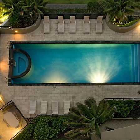 Clubb Coolum Beach Resort Sunshine Coast Bagian luar foto